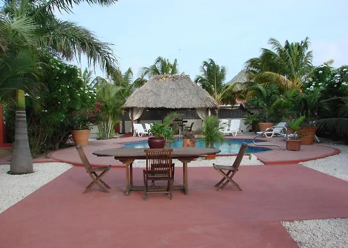 Cunucu Villas - Aruba Tropical Garden Apartments